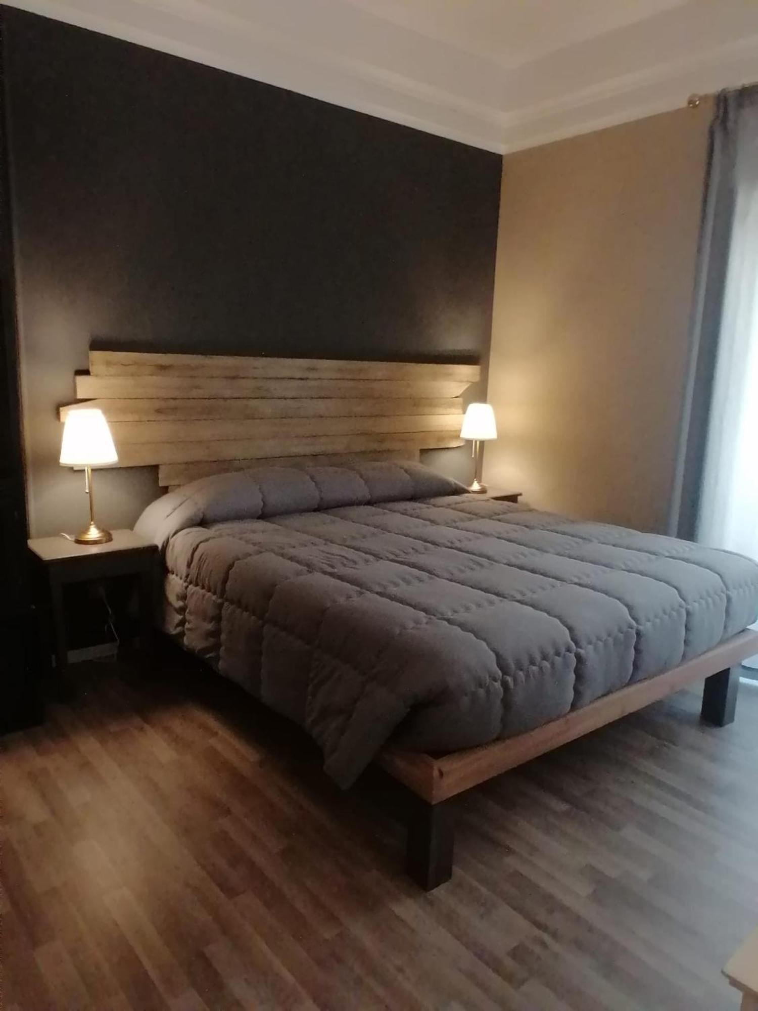 384 Guesthouse Rooms & Suite Enna Bagian luar foto